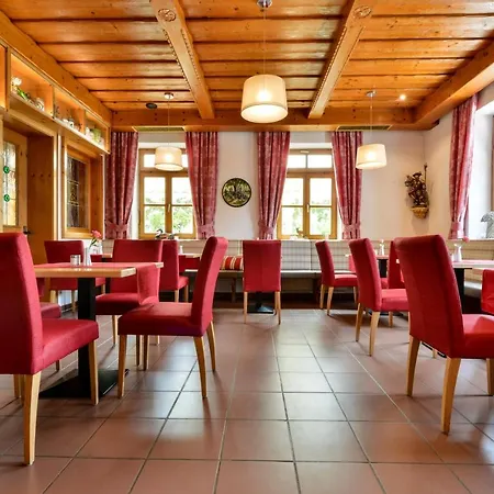 Landgasthof Nagerl 호텔